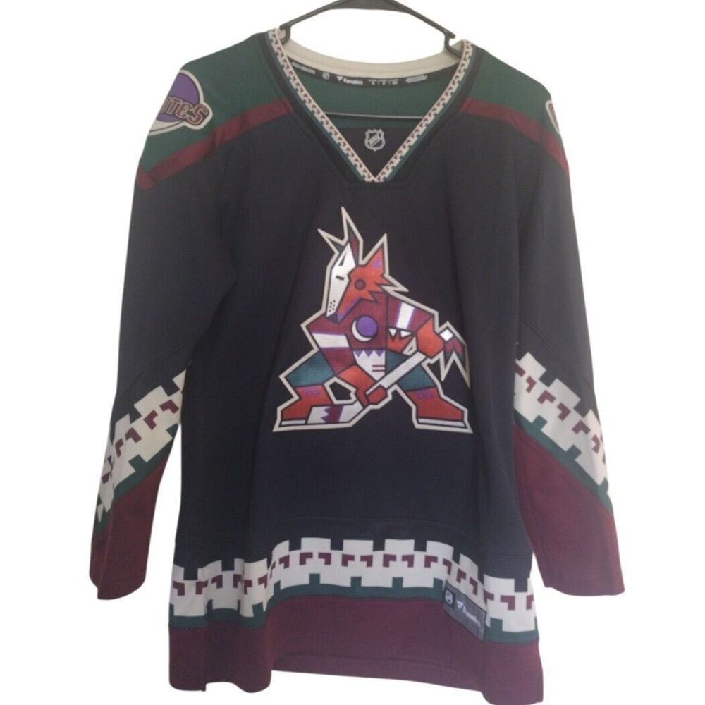 NWOT Arizona Coyotes Kachina Logo Fanatics Breakaway Women's S NHL Hockey Jersey